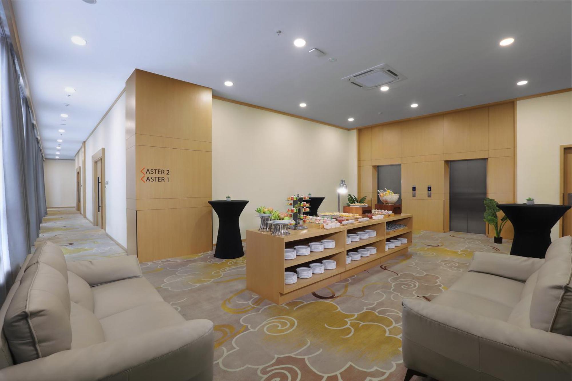 Harper Premier Nagoya Batam Exterior foto
